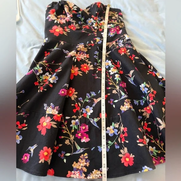 🌺Express Black Strapless A-Line Cocktail Dress with Vibrant Colors - Picture 8 of 8